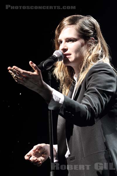 CHRISTINE AND THE QUEENS - 2014-06-21 - PARIS - Olympia - 